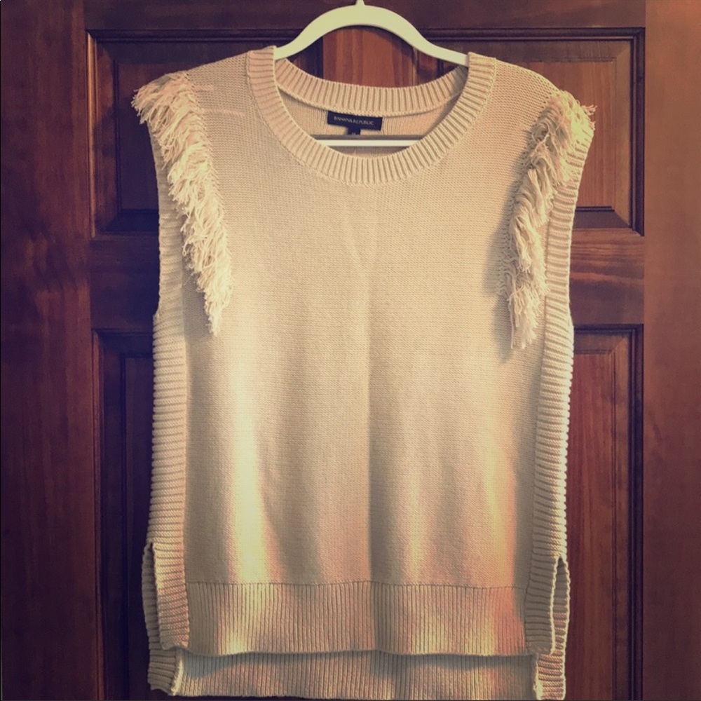 Banana Republic Sleeveless Fringe Sweater
